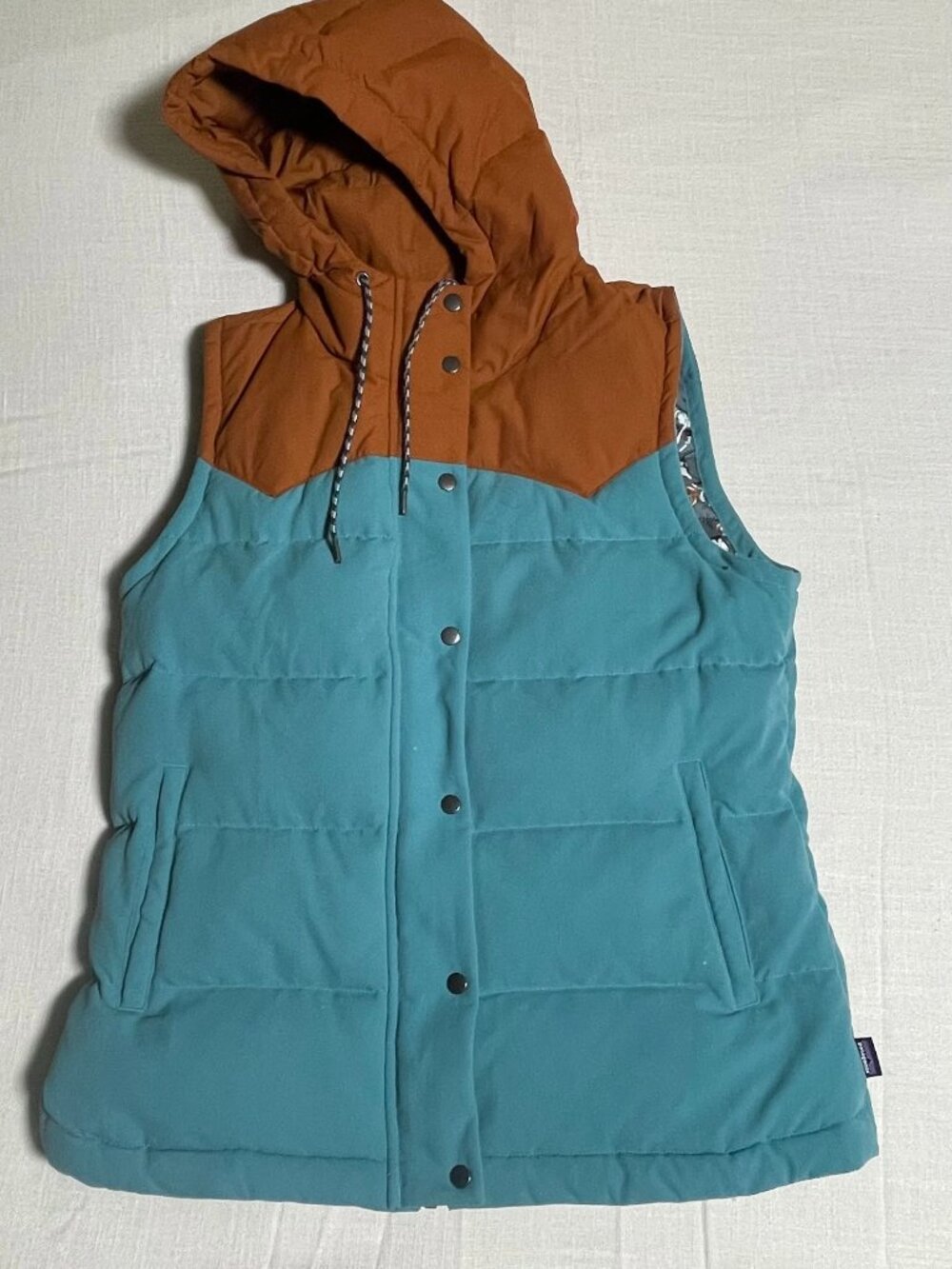 Womens Patagonia Teal/Orange Bivvy Down Vest with Mushroom Lining (Size L)